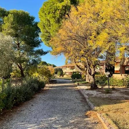- Port - Grand Duplex Dans Domaine Prive דירה